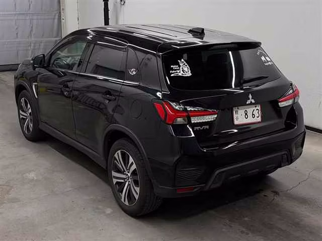 MITSUBISHI RVR