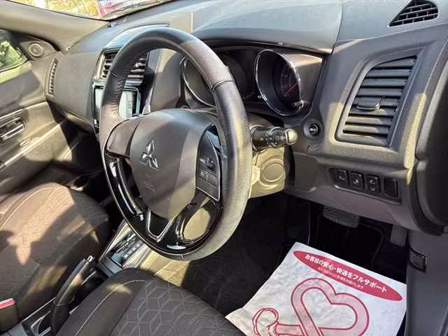 MITSUBISHI RVR