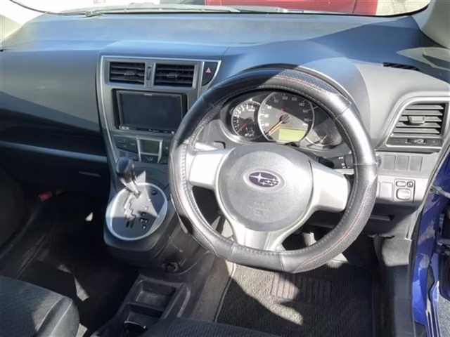SUBARU TREZIA