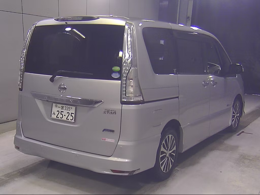 NISSAN SERENA