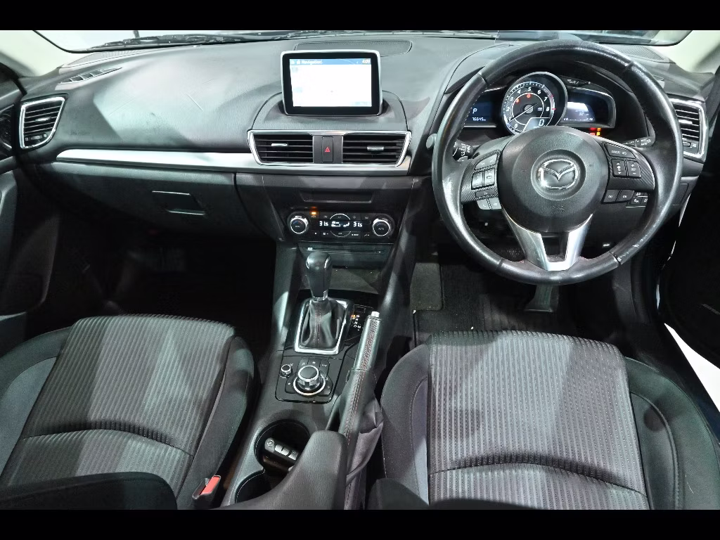 MAZDA AXELA
