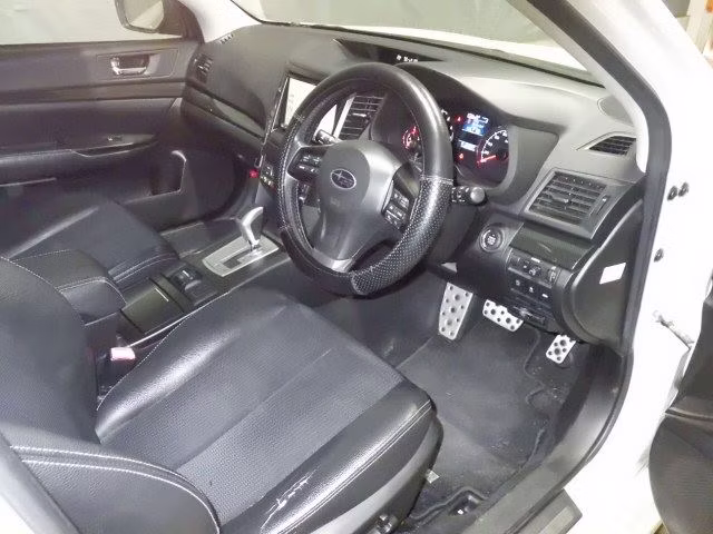 SUBARU LEGACY