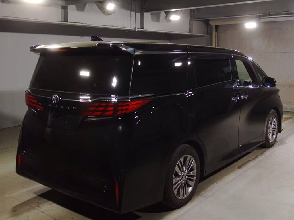 TOYOTA ALPHARD