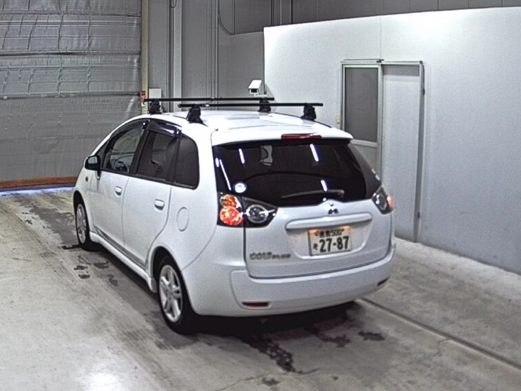 MITSUBISHI COLT PLUS