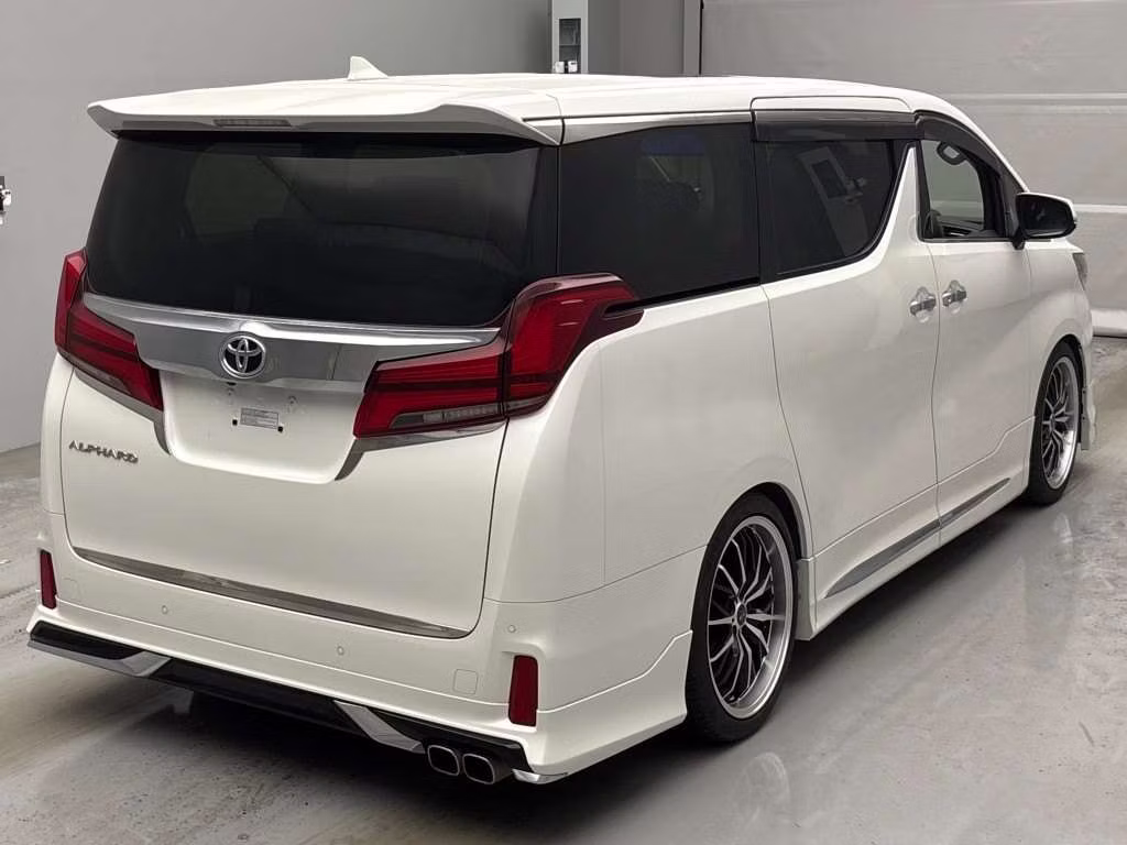 TOYOTA ALPHARD