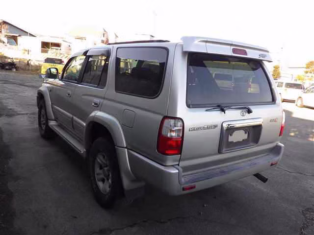 TOYOTA HILUX SURF