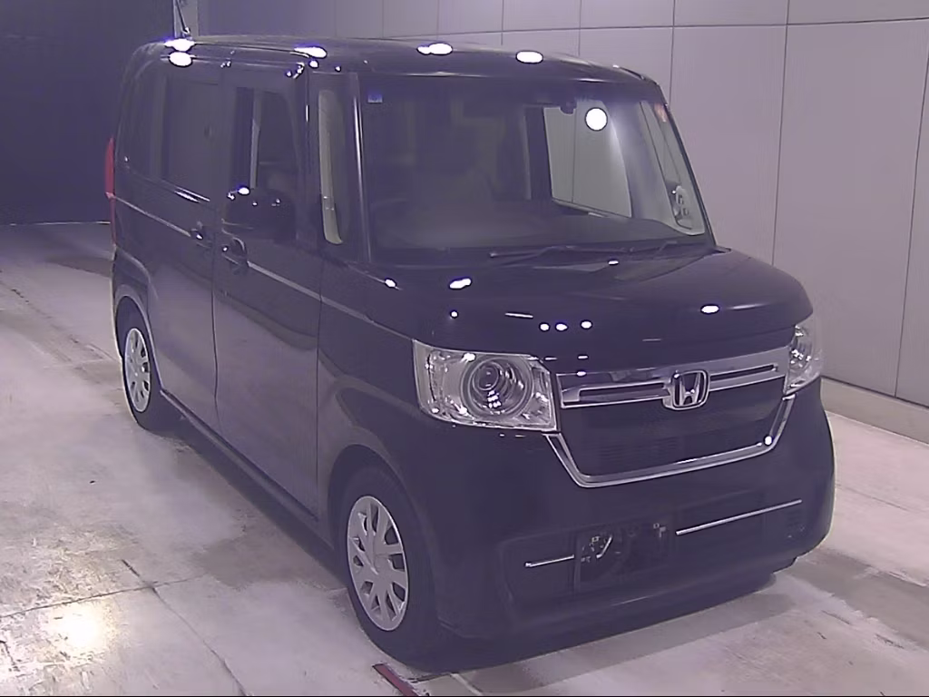 HONDA N-BOX
