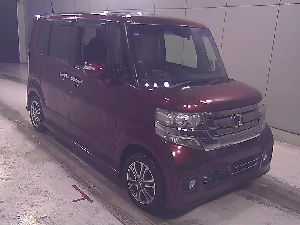 HONDA N-BOX