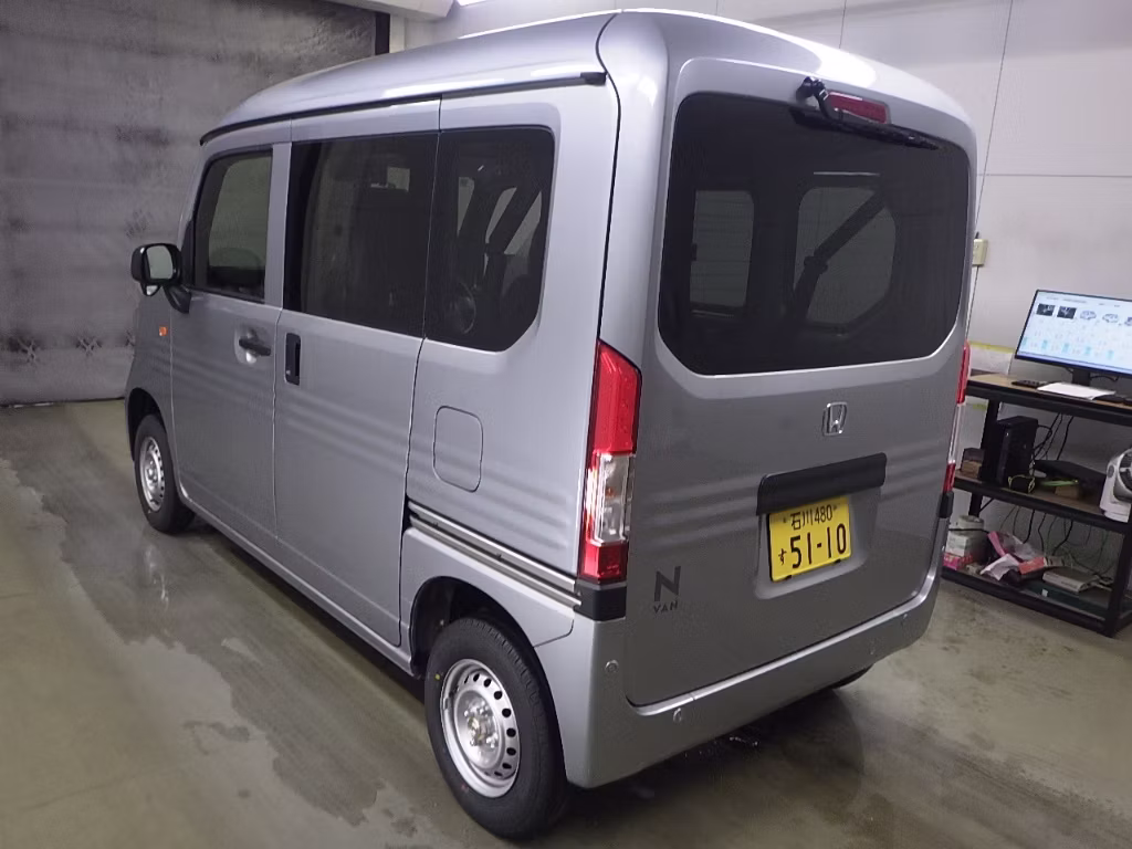 HONDA N-VAN