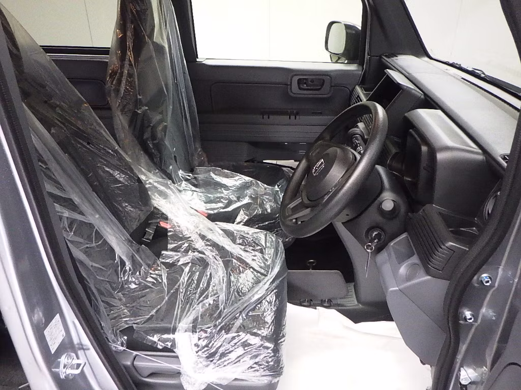 HONDA N-VAN