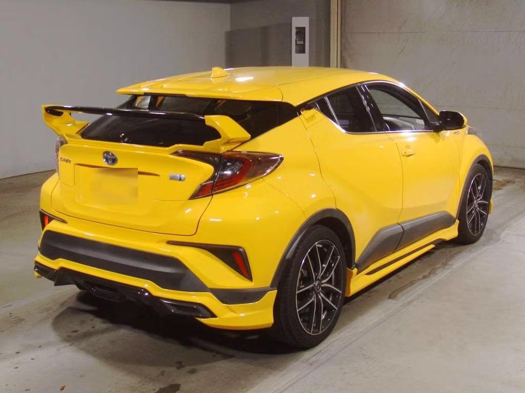 TOYOTA C-HR