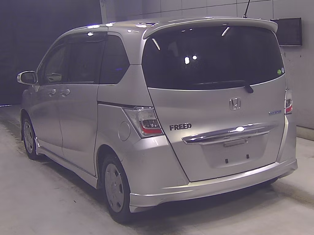 HONDA FREED