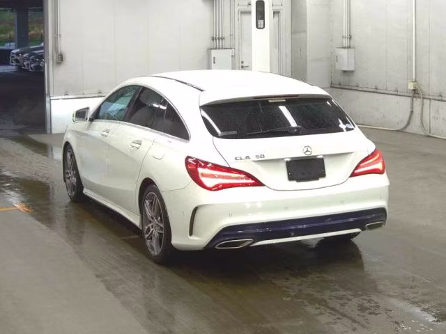 MERCEDES-BENZ CLA-CLASS