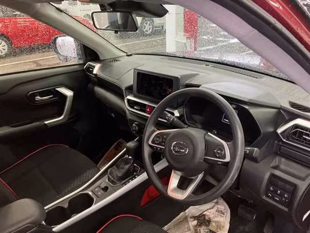 DAIHATSU ROCKY