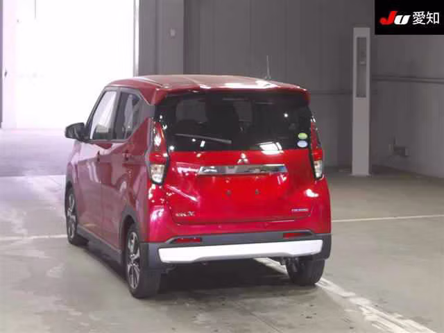 MITSUBISHI EK X