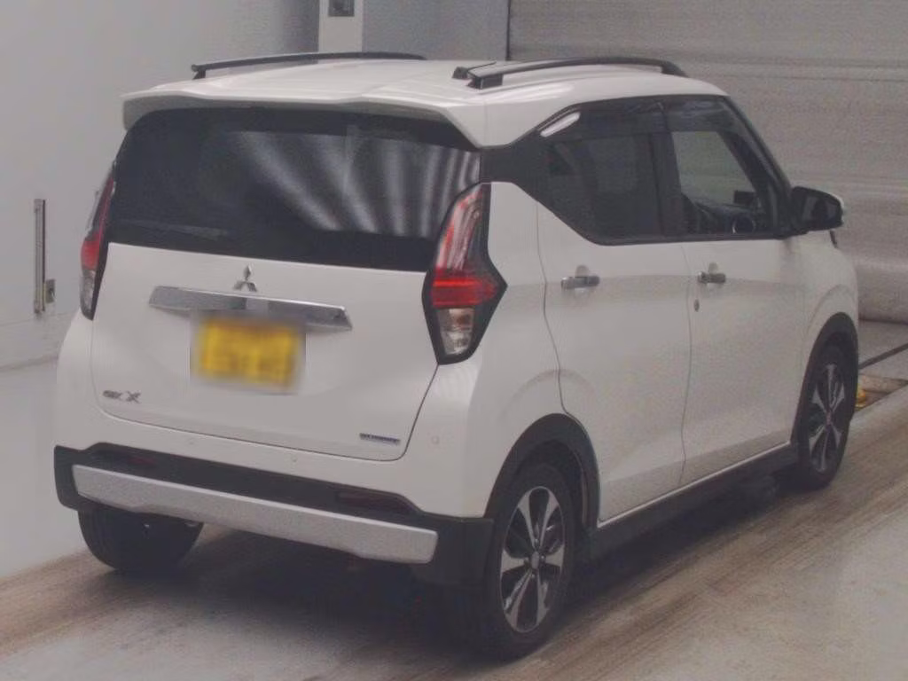 MITSUBISHI EK X