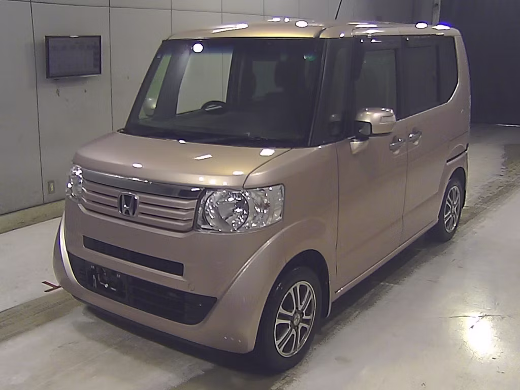 HONDA N-BOX