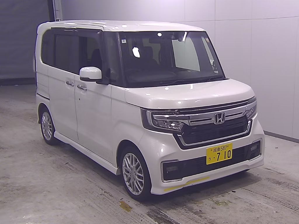 HONDA N-BOX