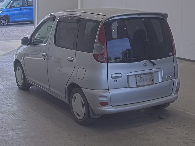TOYOTA FUNCARGO