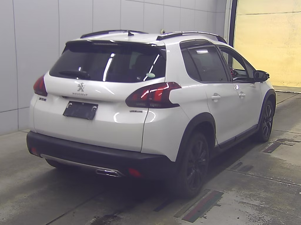 PEUGEOT 2008