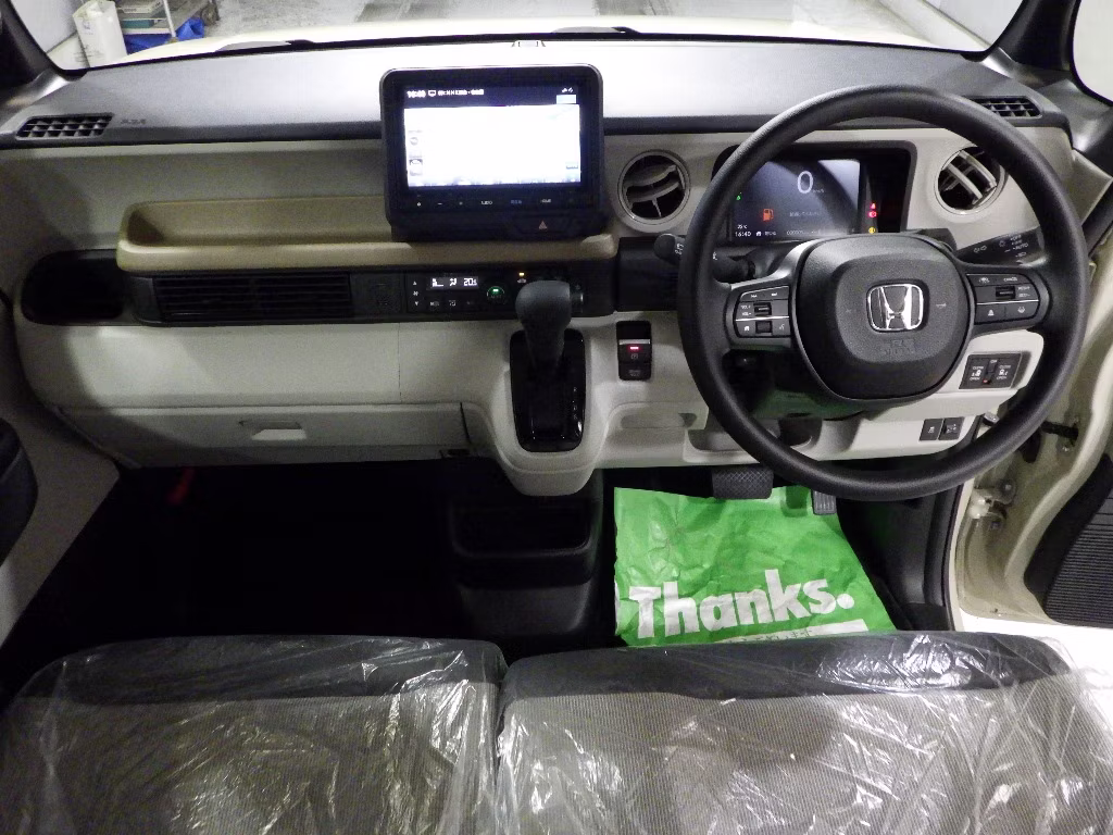 HONDA N-BOX
