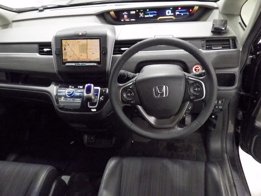 HONDA FREED+