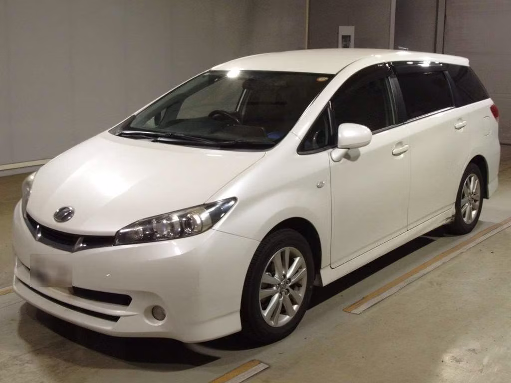 TOYOTA WISH