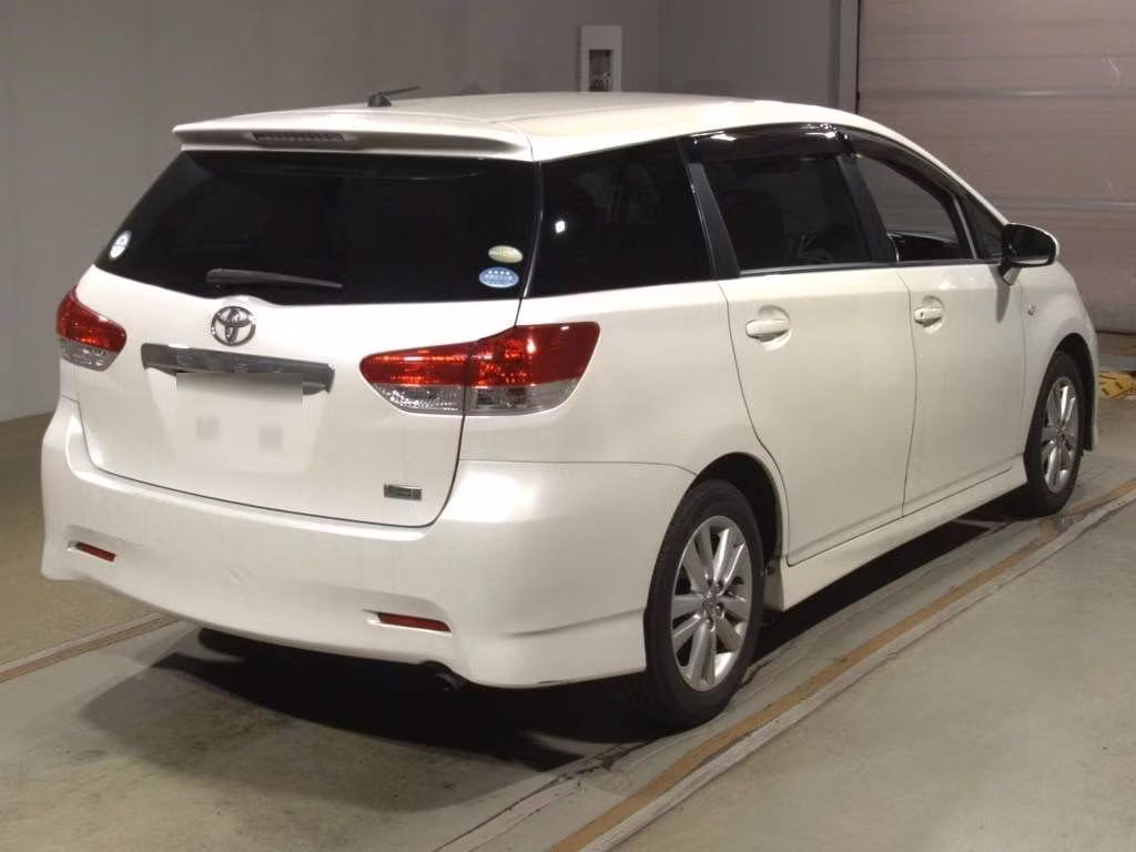 TOYOTA WISH