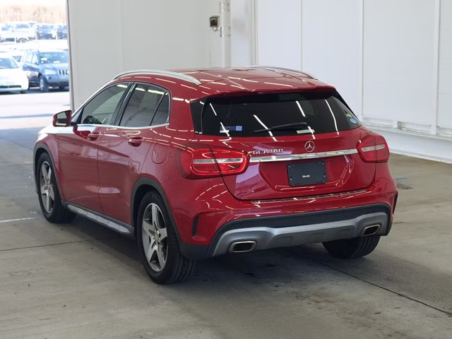 MERCEDES-BENZ GLA-CLASS