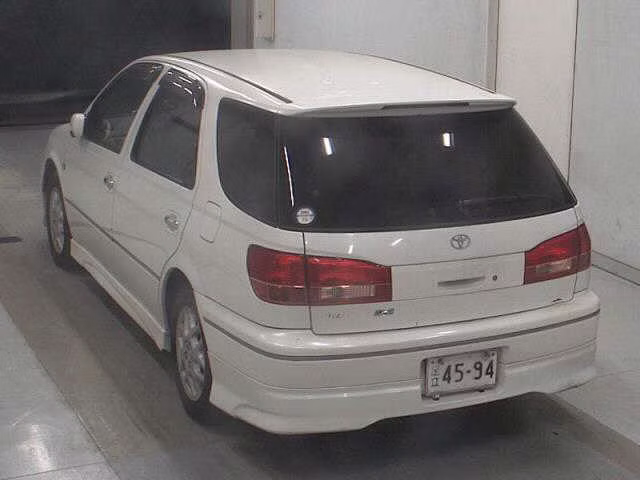 TOYOTA VISTA ARDEO