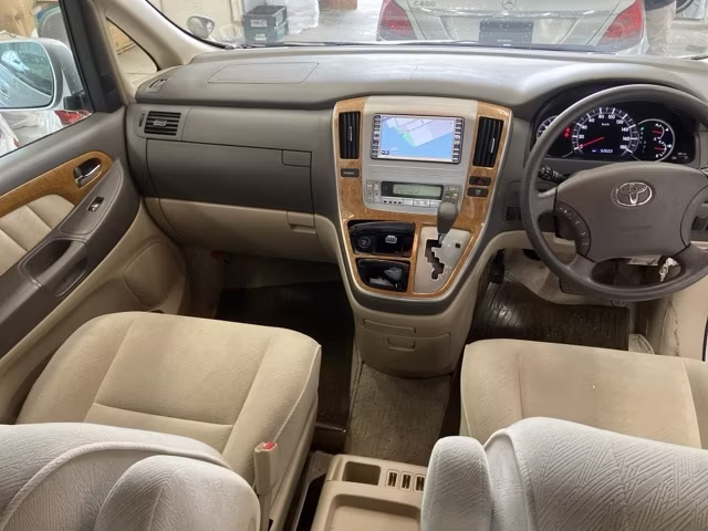 TOYOTA ALPHARD
