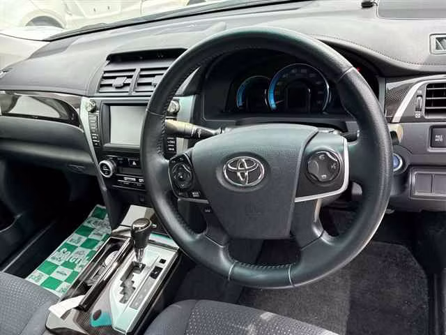TOYOTA CAMRY