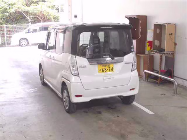 MITSUBISHI EK SPACE