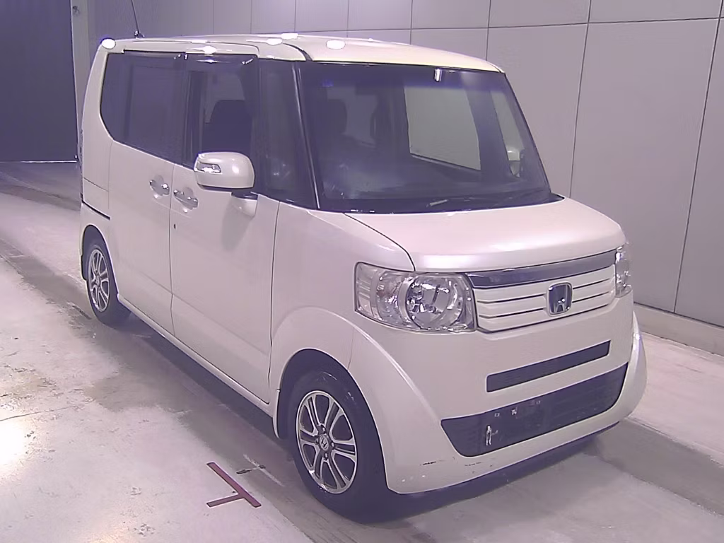 HONDA N-BOX
