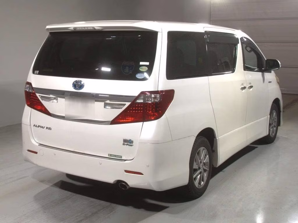 TOYOTA ALPHARD