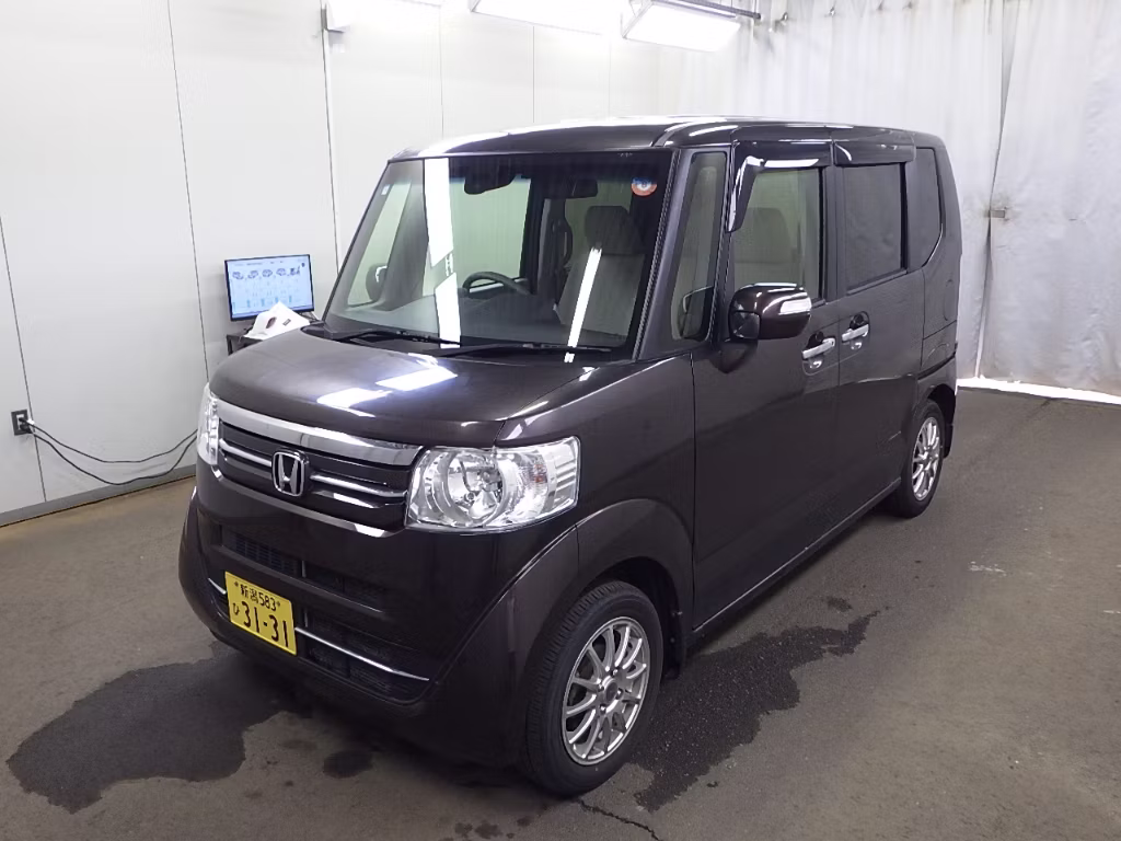 HONDA N-BOX