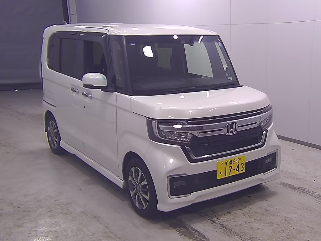 HONDA N-BOX