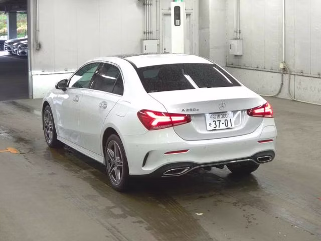 MERCEDES-BENZ A-CLASS