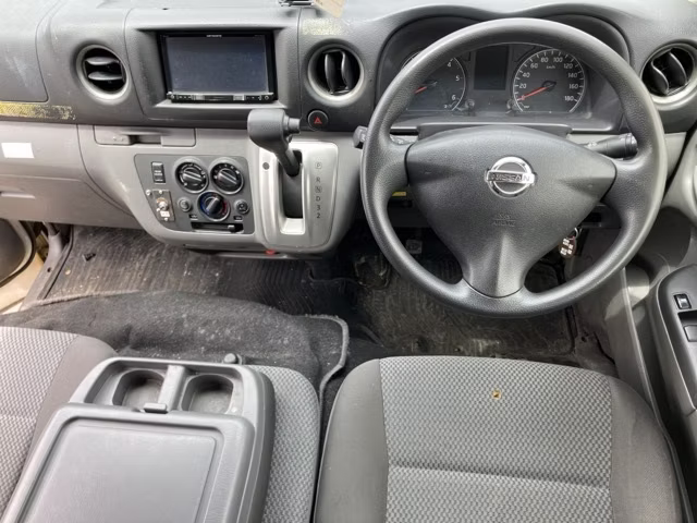 NISSAN NV350 CARAVAN