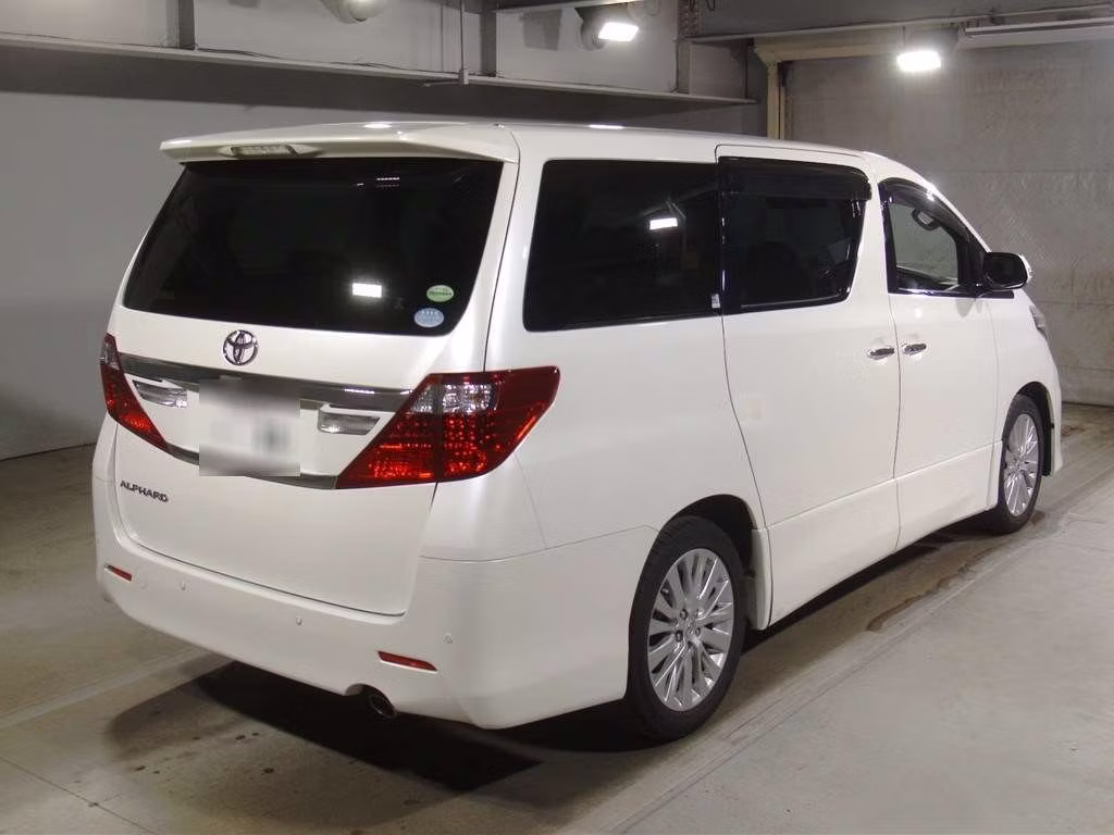 TOYOTA ALPHARD