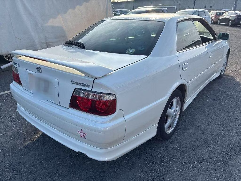 TOYOTA CHASER