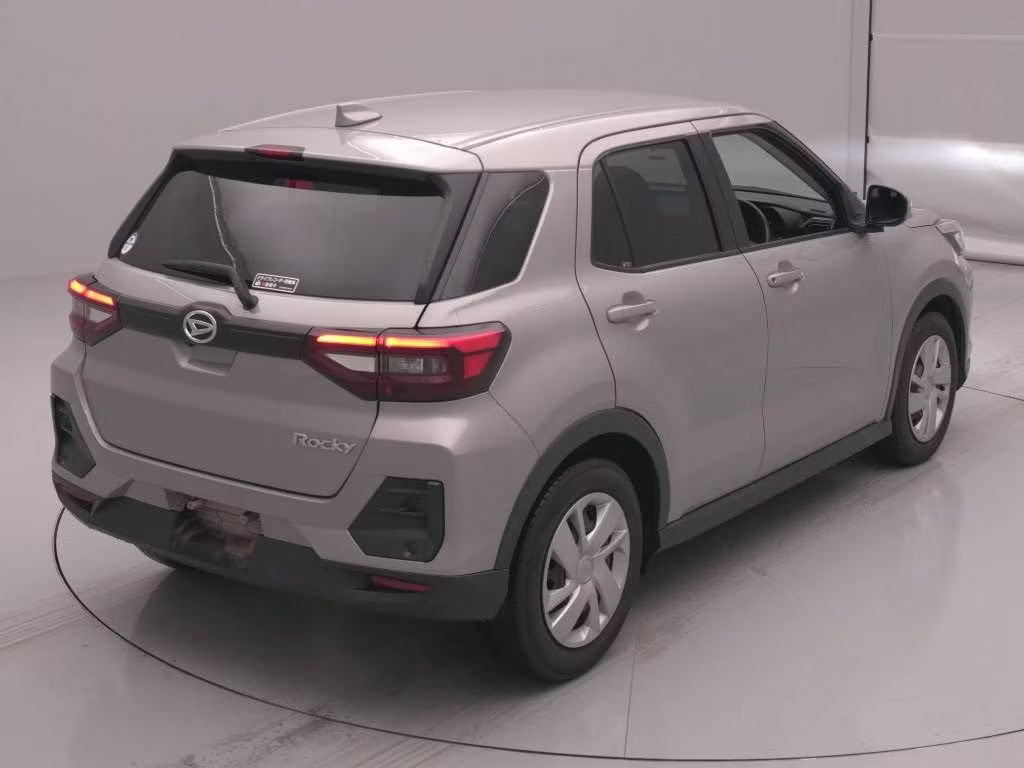 DAIHATSU ROCKY