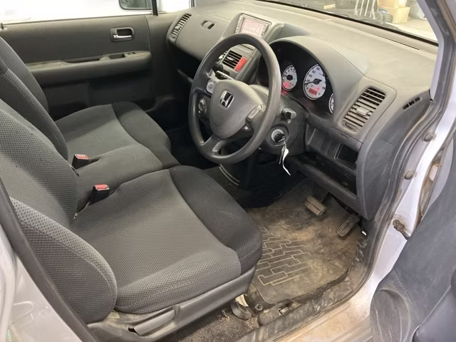 HONDA MOBILIO SPIKE