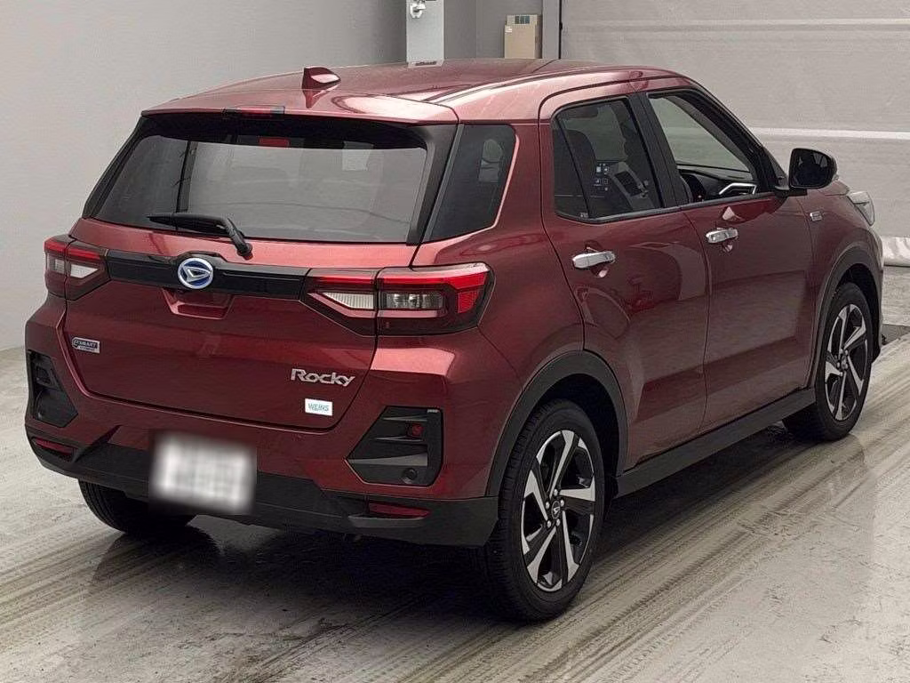 DAIHATSU ROCKY