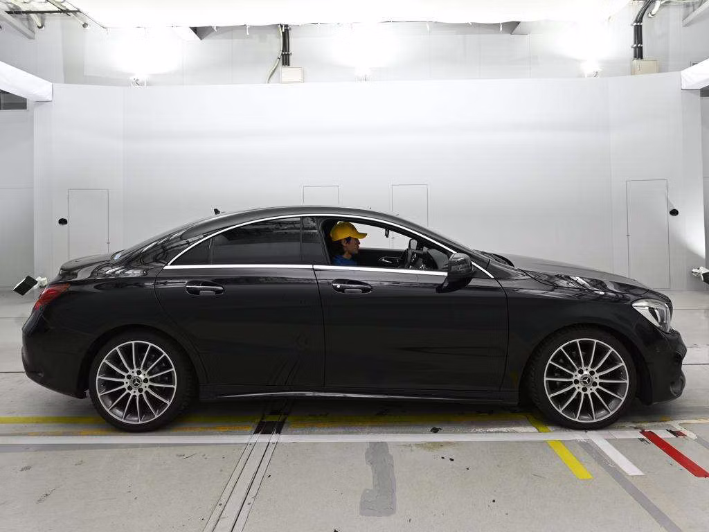 MERCEDES-BENZ CLA-CLASS
