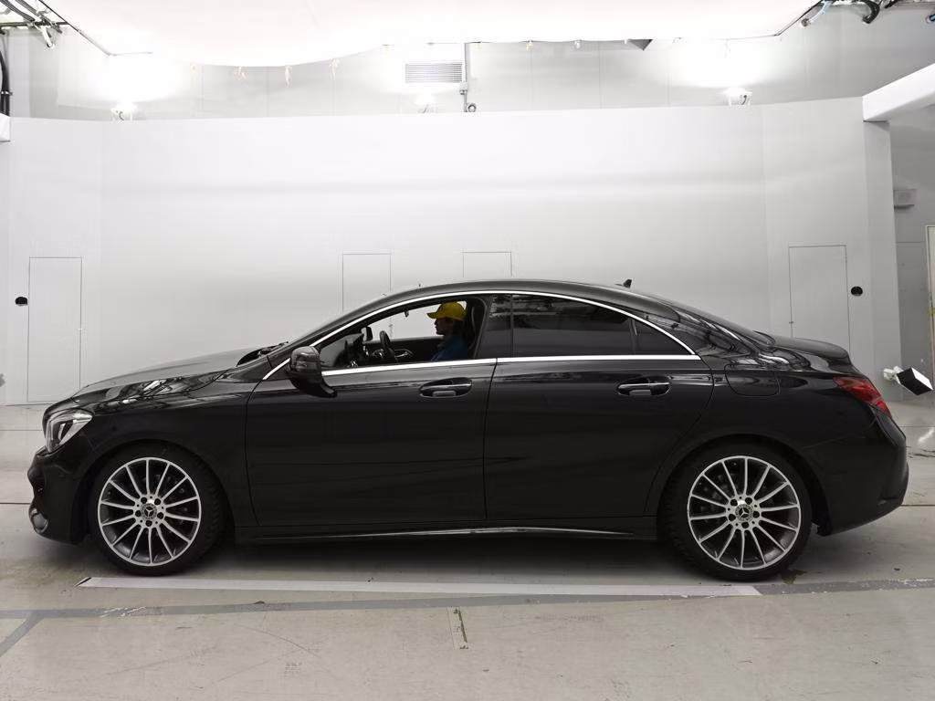 MERCEDES-BENZ CLA-CLASS