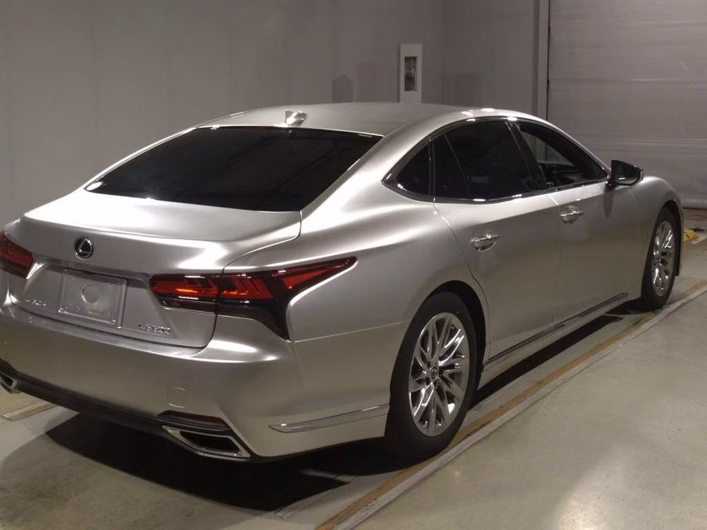 LEXUS LS500