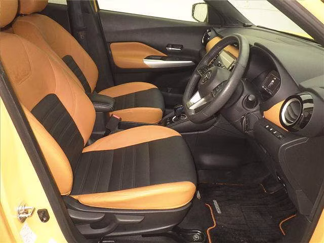 NISSAN KICKS