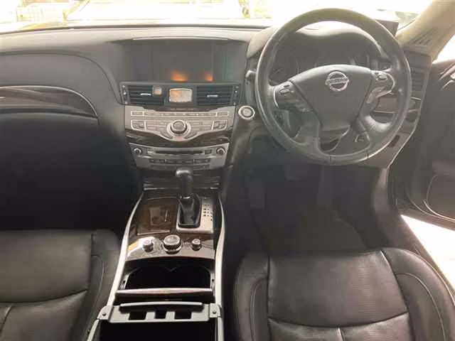 NISSAN FUGA