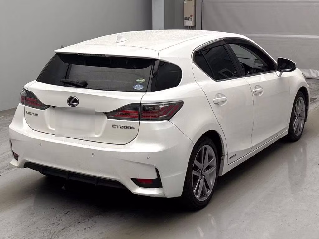 LEXUS CT200H